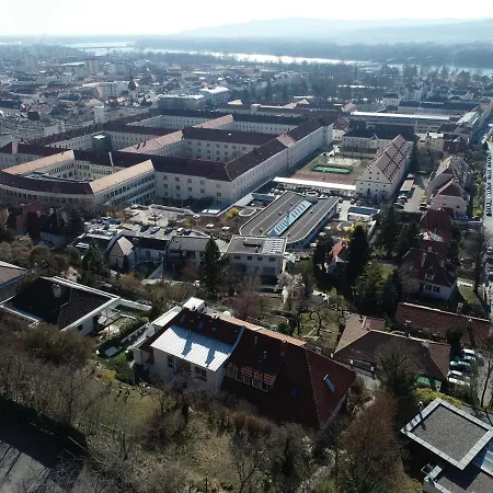 Vakantiehuis Haus In Exklusiver Lage Krems an der Donau