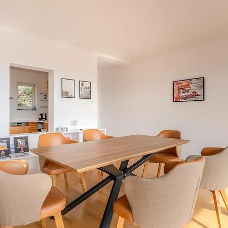 Haus In Exklusiver Lage *