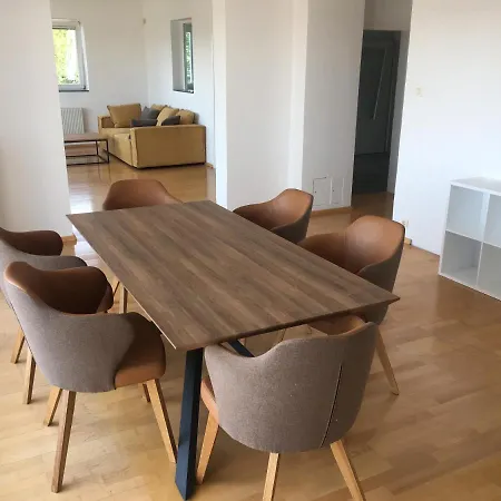 Haus In Exklusiver Lage *